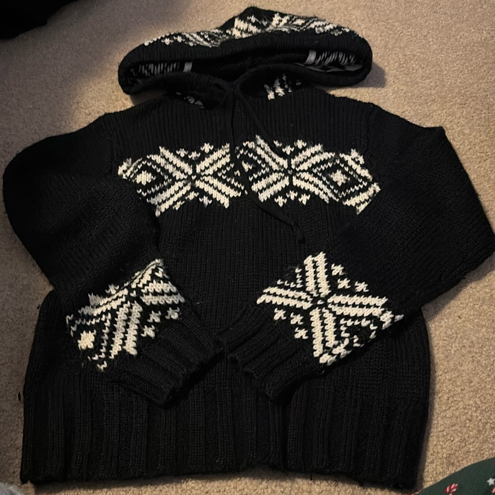 Knit hooded sweater